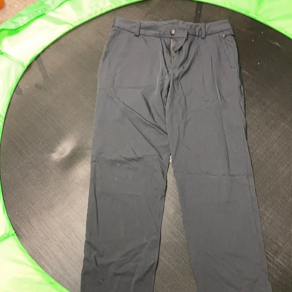 Men’s gray lululemon pants